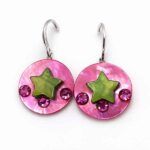Pendientes Indira de nácar rosa y verde con cristales Swarovski, diseño exclusivo de Turquesa y Más