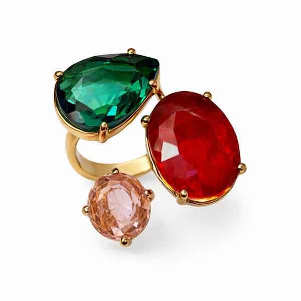 Anillo Aura dorado con cristales facetados en verde, rojo y rosa