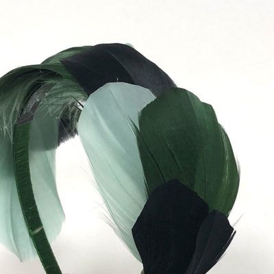 DIADEMA AURA DE PLUMAS CON APLICACION JOYA - Imagen 4