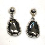 Pendientes Amandine Romboidal en bisutería fina con cristal gris
