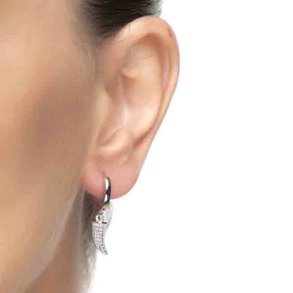Pendientes Fledferd Luxenter puestos de plata con cuerno y circonitas