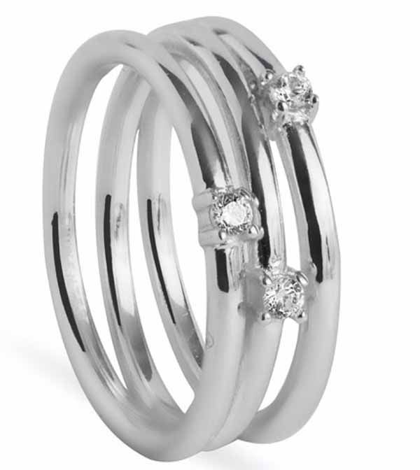 anillo casará realizado en plata con zirconiitas