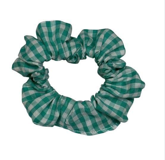 Scrunchie pequeño con estampado de cuadros verde menta Scrunchie pequeño con estampado de cuadros verde menta