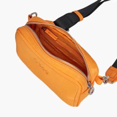Interior del bolso O bag Dallas Pouch Zip Bag, con forro de nailon y bolsillo con cremallera
