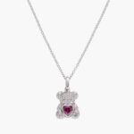 Collar osito de plata con circonitas blancas y corazón rojo