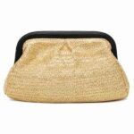 Clutch Riviera Dorado elegante con cadena dorada para invitada