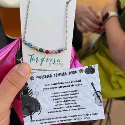 Pulsera personalizada con historia y tarjeta de significado